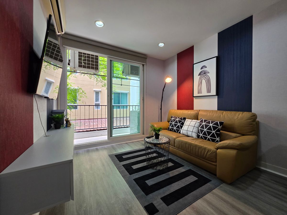 Sell Merraya Place, Lat Phrao 27, with shady style, rooms, uninterrupted corners Sell Merraya Place, Lat Phrao 27, with shady style, rooms, uninterrupted corners