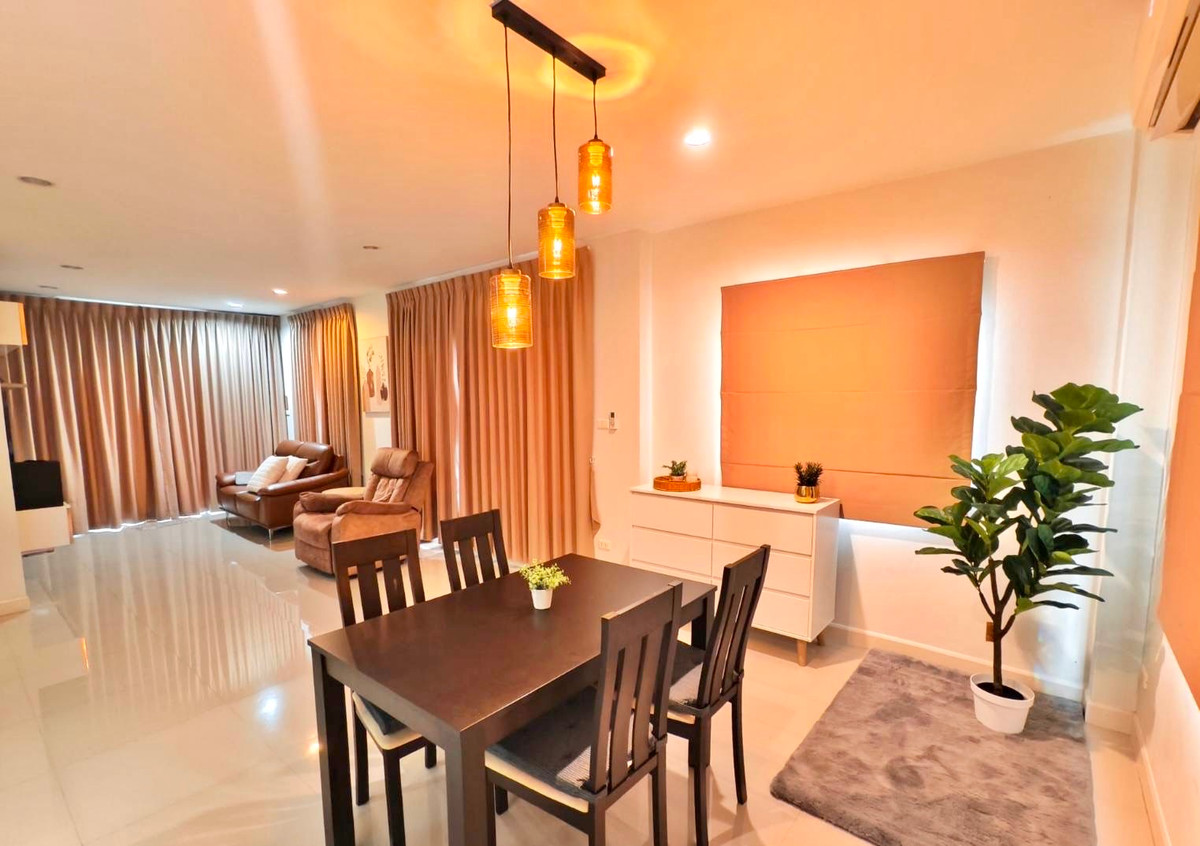  ให้เช่าบ้านเดี่ยว 2 ชั้น สไตล์โมเดิร์น ในเชียงใหม่ – เงียบสงบ มีรั้วรอบขอบชิด – รูปที่ 3