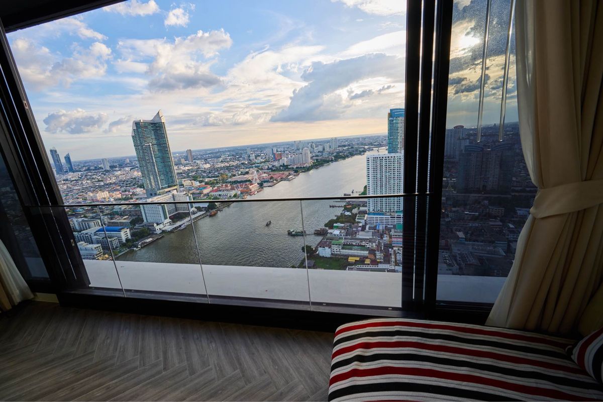 ● River view ● ชั้น 40+ 78.00 ตร.ม. | 2 ห้องนอน ระเบียงวิวแม่น้ำ, เอเชียทีค | ใกล้ Icon siam 4 นาที, BTS สะพานตากสิน 5 นาที, โรบินสัน บางรัก 9 นาที – รูปที่ 2