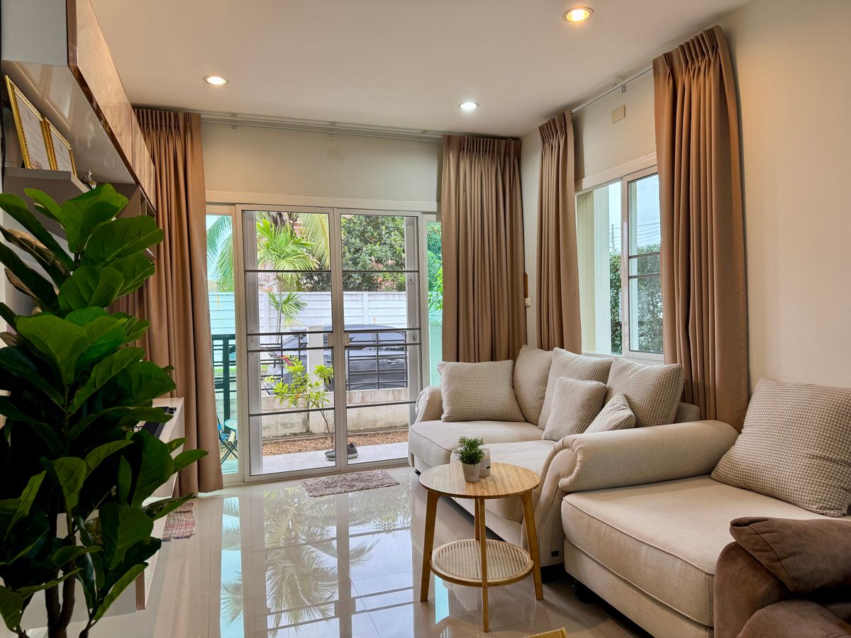  ให้เช่าบ้านเดี่ยว 2 ชั้น สไตล์โมเดิร์น ในเชียงใหม่ – เงียบสงบ มีรั้วรอบขอบชิด – รูปที่ 4