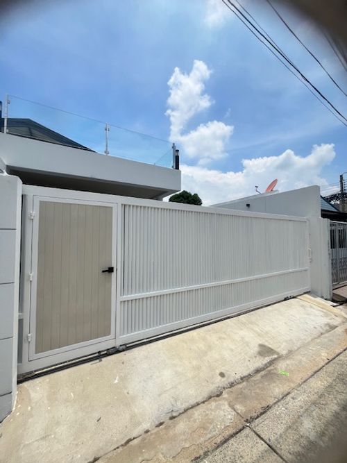 📣V Village, Seri-Onnut Soi 16