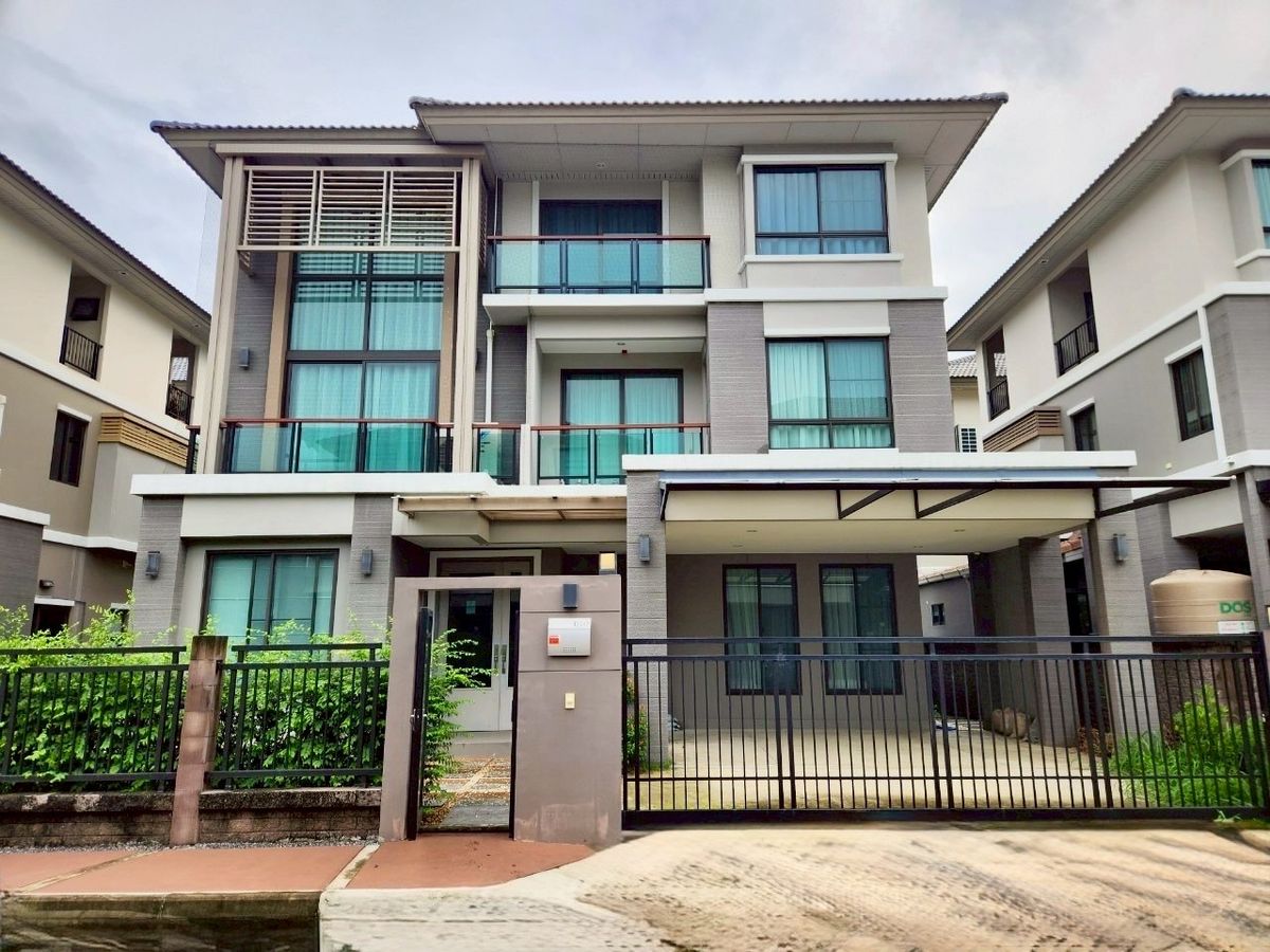 📌ขายบ้านเดี่ยวหลังใหญ่ โครงการ ภัสสร สรงประภา 4ห้องนอน 4ห้องน้ำ บ้านสภาพดีมาก มีแม่บ้านดูแลตลอด ใกล้สนามบินดอนเมือง เพียง 5.5 กม. 📌ขายบ้านเดี่ยวหลังใหญ่ โครงการ ภัสสร สรงประภา 4ห้องนอน 4ห้องน้ำ บ้านสภาพดีมาก มีแม่บ้านดูแลตลอด ใกล้สนามบินดอนเมือง เพียง 5.5 กม.