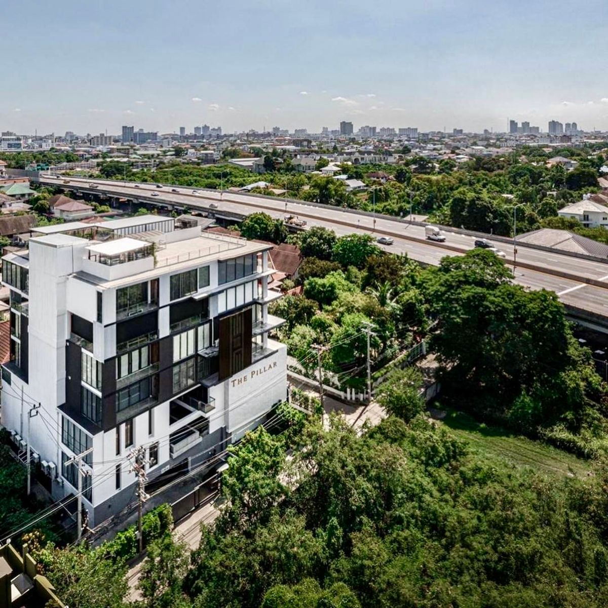 The Pillar Sukhumvit 71 Pridi 26: Duplex Penthouse 314.04sqm. + 150 sqm.private rooftop 3bed 4bath 55,000,000 Am: 0656199198