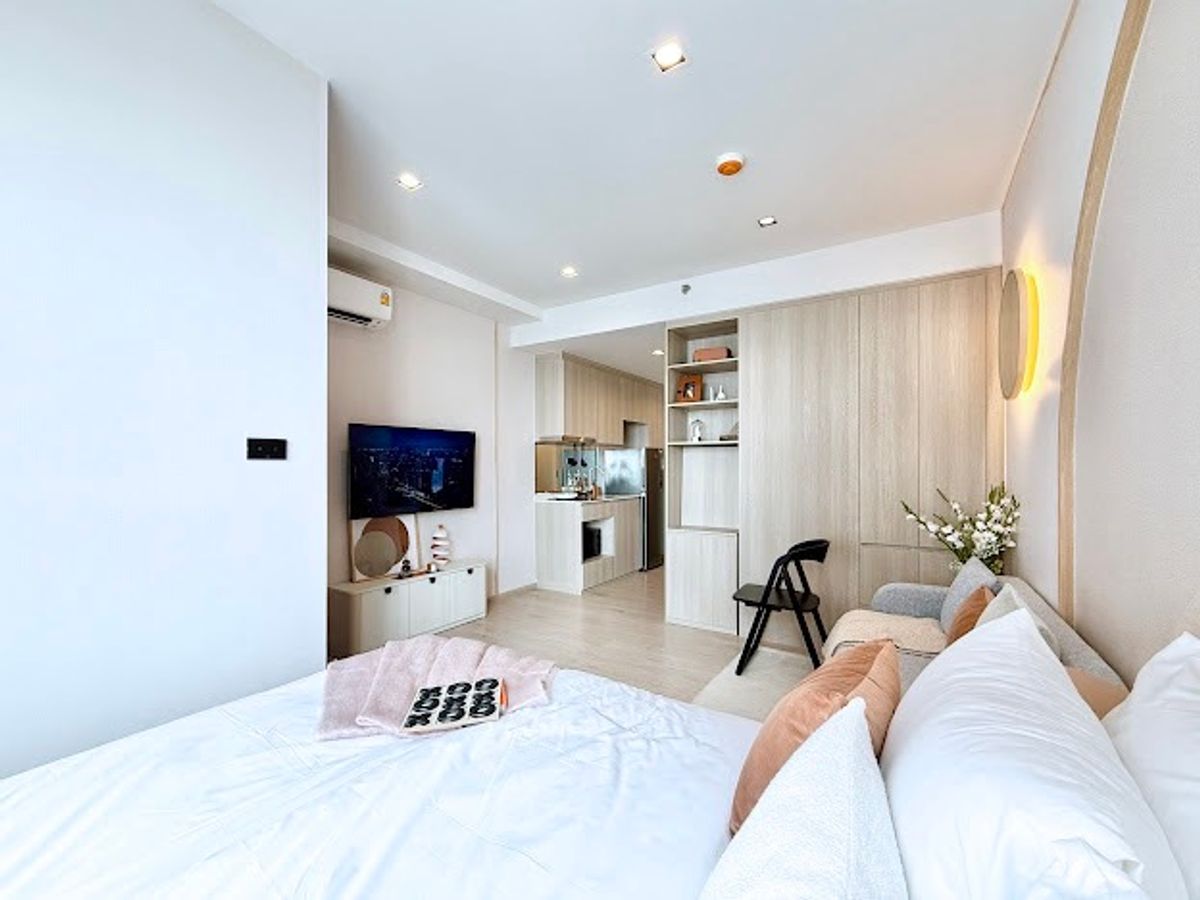 🔥โปรพิเศษ!! ซื้อตรงกับโครงการ🔥Reference Sathorn-Wongwianyai (1 ห้องนอน, 26 ตร.ม.) เพียง 3.49 MB เท่านั้น!! Tel.0922635410 (เอิร์ธ) 🔥โปรพิเศษ!! ซื้อตรงกับโครงการ🔥Reference Sathorn-Wongwianyai (1 ห้องนอน, 26 ตร.ม.) เพียง 3.49 MB เท่านั้น!! Tel.0922635410 (เอิร์ธ)