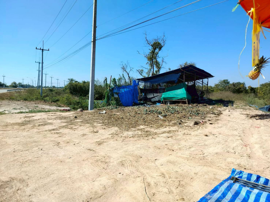 ขายที่ดิน 4-0-80 ไร่ ติดถนนหมายเลข 2083 ใกล้วิทยาลัยเกษตรและเทคโนโลยียโสธร ขายที่ดิน 4-0-80 ไร่ ติดถนนหมายเลข 2083 ใกล้วิทยาลัยเกษตรและเทคโนโลยียโสธร