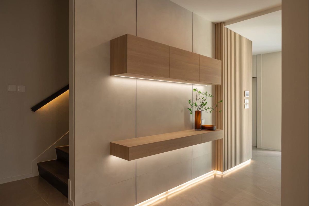 ♦ Luxury house ♦ บ้านเดี่ยว 3 ชั้น 120.20 ตร.ว. 421.00 ตร.ม. | 4 ห้องนอน 4 ที่จอดรถ​ | บ้านเดี่ยวกรุงเทพกรีฑา ใกล้ ร.ร.นานาชาติเวลลิงตัน 2 นาที, มาร์เก็ตเพลส 6 นาที, โรงพยาบาลศิริน 7 นาที, ARL หัวหมาก 9 นาที – รูปที่ 2
