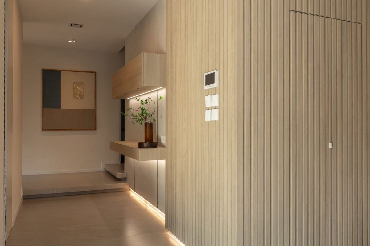 ♦ Luxury house ♦ บ้านเดี่ยว 3 ชั้น 120.20 ตร.ว. 421.00 ตร.ม. | 4 ห้องนอน 4 ที่จอดรถ​ | บ้านเดี่ยวกรุงเทพกรีฑา ใกล้ ร.ร.นานาชาติเวลลิงตัน 2 นาที, มาร์เก็ตเพลส 6 นาที, โรงพยาบาลศิริน 7 นาที, ARL หัวหมาก 9 นาที – รูปที่ 4