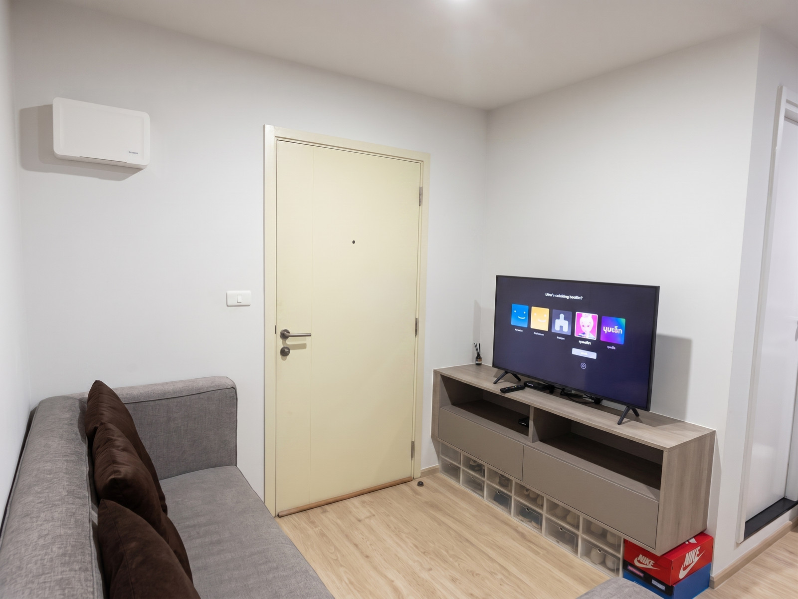 1Bed Plus ห้องสวยเฟอร์ครบ คุ้มราคาดี!!⭐Elio Del Moss Phaholyothin 34 (เอลลิโอ เดล มอสส์ พหลโยธิน 34) 1Bed Plus ห้องสวยเฟอร์ครบ คุ้มราคาดี!!⭐Elio Del Moss Phaholyothin 34 (เอลลิโอ เดล มอสส์ พหลโยธิน 34)