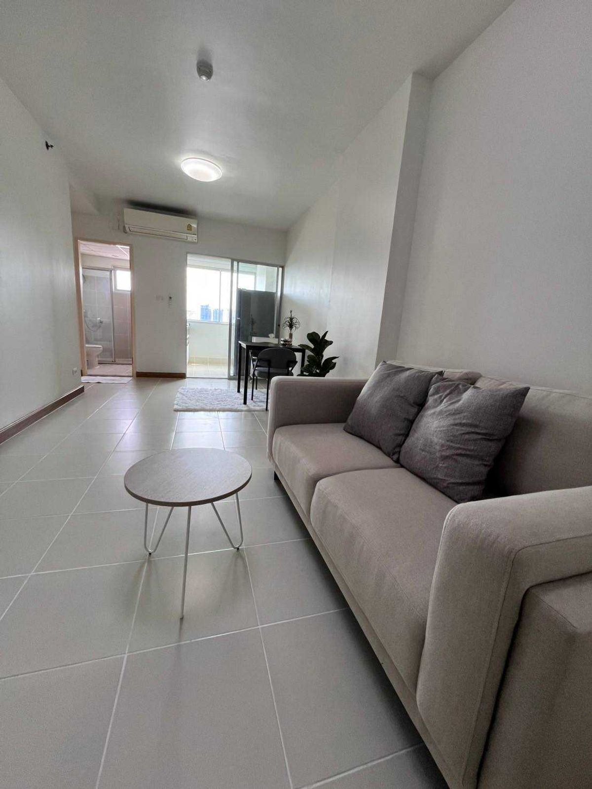 Condo for Sale: Supalai Park Ratchayothin, 49.50 sq.m., Near BTS Ratchayothin
