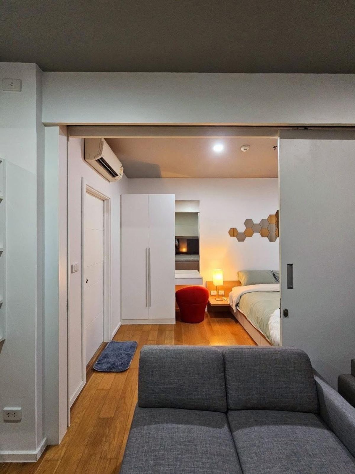 for rent Bloc 77 1 bed super deal ⭐️♥️✅ – รูปที่ 2