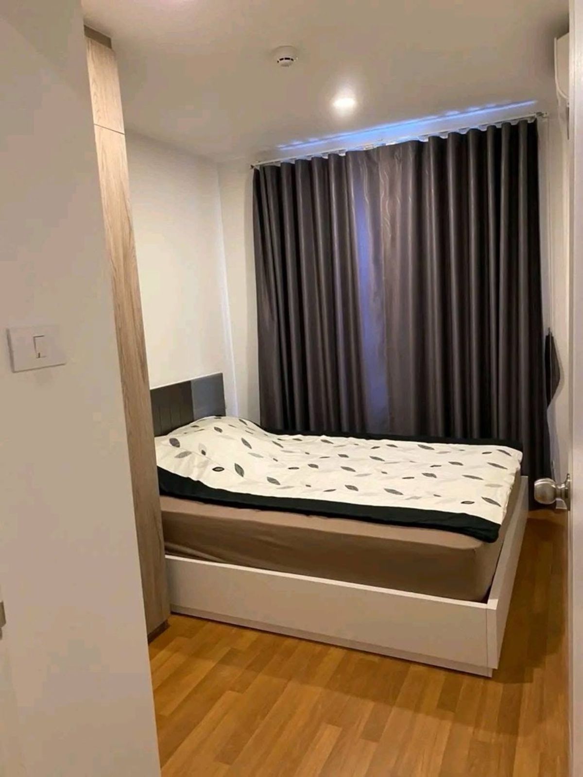 Lumpini Place Bangna, 3 LPN Place Bangna Km.3, 4th floor, 26 sq.m., near Central Bangna Thai Nakarin Hospital Near the Buraphawithi Expressway, price 9,000 baht Lumpini Place Bangna, 3 LPN Place Bangna Km.3, 4th floor, 26 sq.m., near Central Bangna Thai Nakarin Hospital Near the Buraphawithi Expressway, price 9,000 baht