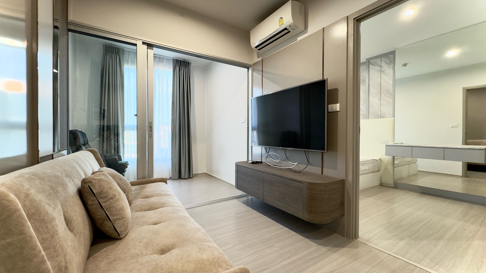 Condo for rent, ready to be feng shui, Parkland Phetkasem 56 Condo for rent, ready to be feng shui, Parkland Phetkasem 56
