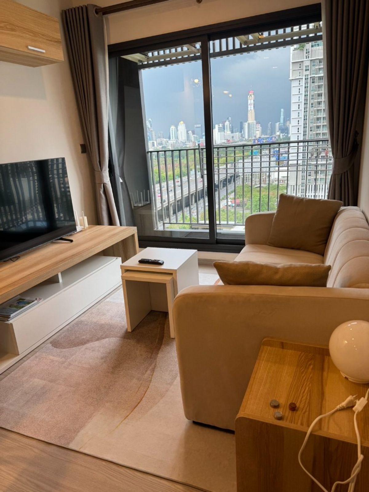 🔥 Great Investment Opportunity! Life Asoke Hype – Stylish 1-Bedroom Condo Fully Furnished, Ideal for Living or Rental, Just Steps from MRT Rama 9 🔥 Great Investment Opportunity! Life Asoke Hype – Stylish 1-Bedroom Condo Fully Furnished, Ideal for Living or Rental, Just Steps from MRT Rama 9