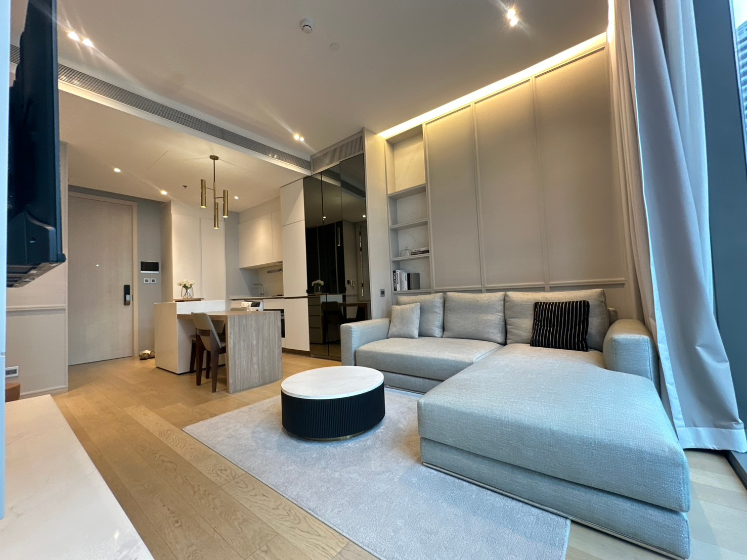 +++ เช่าด่วน +++ The Strand Thonglor** 1 ห้องนอน ขนาด 55 ตร.ม. แต่งครบพร้อมอยู่!!! – รูปที่ 2