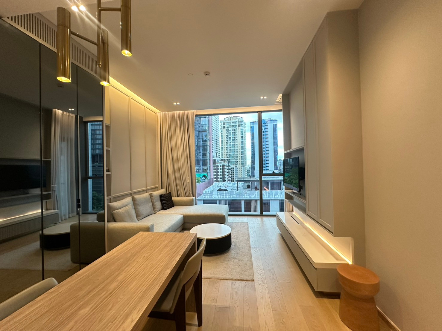 +++ เช่าด่วน +++ The Strand Thonglor** 1 ห้องนอน ขนาด 55 ตร.ม. แต่งครบพร้อมอยู่!!! – รูปที่ 3