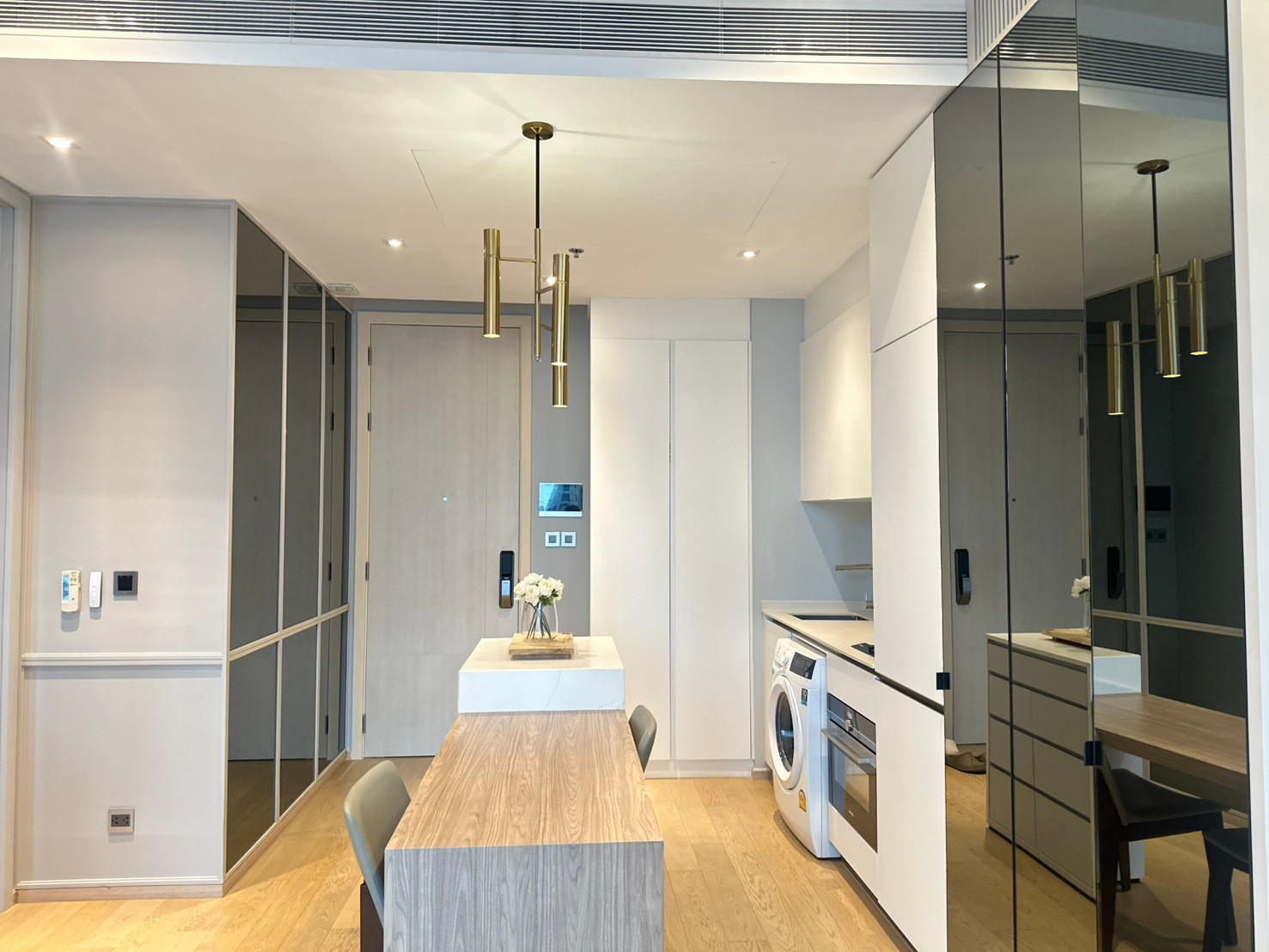 +++ เช่าด่วน +++ The Strand Thonglor** 1 ห้องนอน ขนาด 55 ตร.ม. แต่งครบพร้อมอยู่!!! – รูปที่ 4