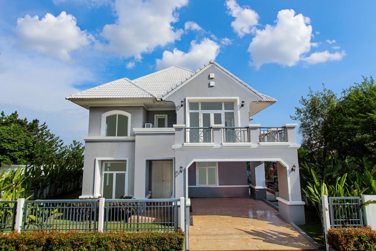 House for sale, Renovate 97 sq.w., big after Panjap Park Pinklao (Bangkok) House for sale, Renovate 97 sq.w., big after Panjap Park Pinklao (Bangkok)