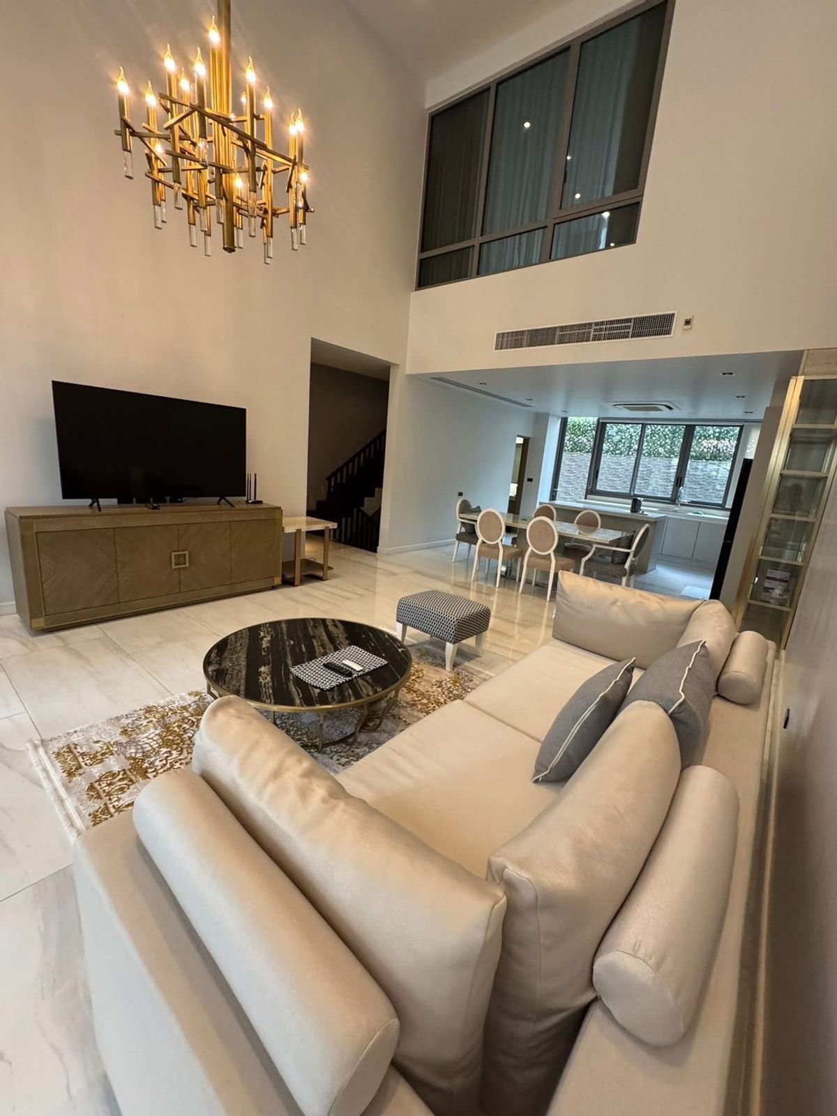 🏡บ้านให้เช่าพร้อมพงษ์ (Quater 39)  สุขุมวิท39✨3 ชั้น 4 ห้องนอน 6 ห้องน้ำ ** ลิฟต์ส่วนตัวและสระว่ายน้ำส่วนกลาง ** – รูปที่ 3