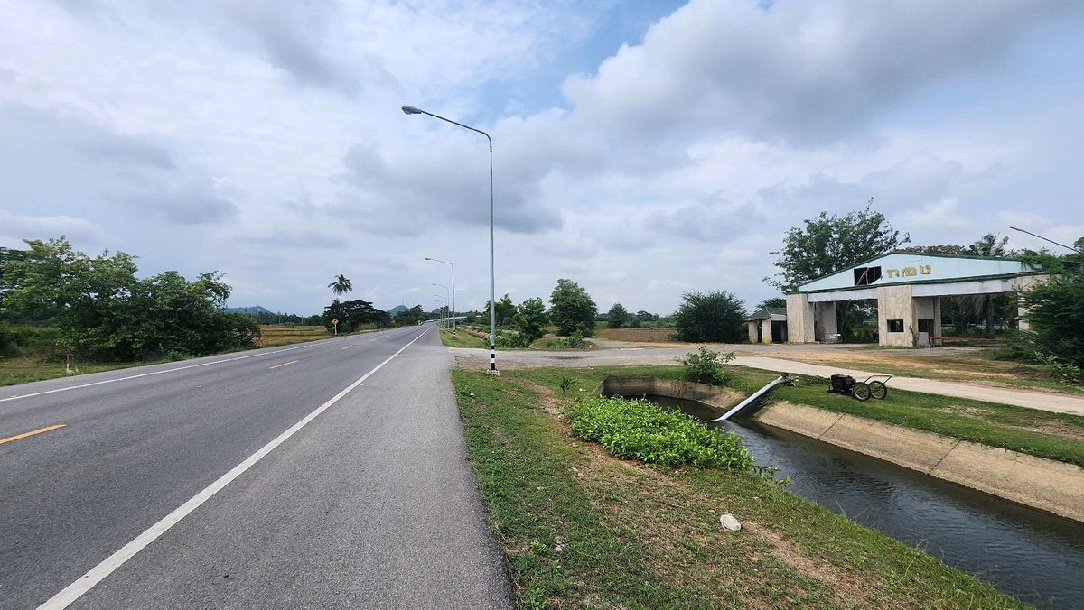 Land for sale 94-2-90 Rai Khiri Thong, Thongchai Subdistrict, Phetchaburi Province, lower than the bank assessment price. – รูปที่ 2