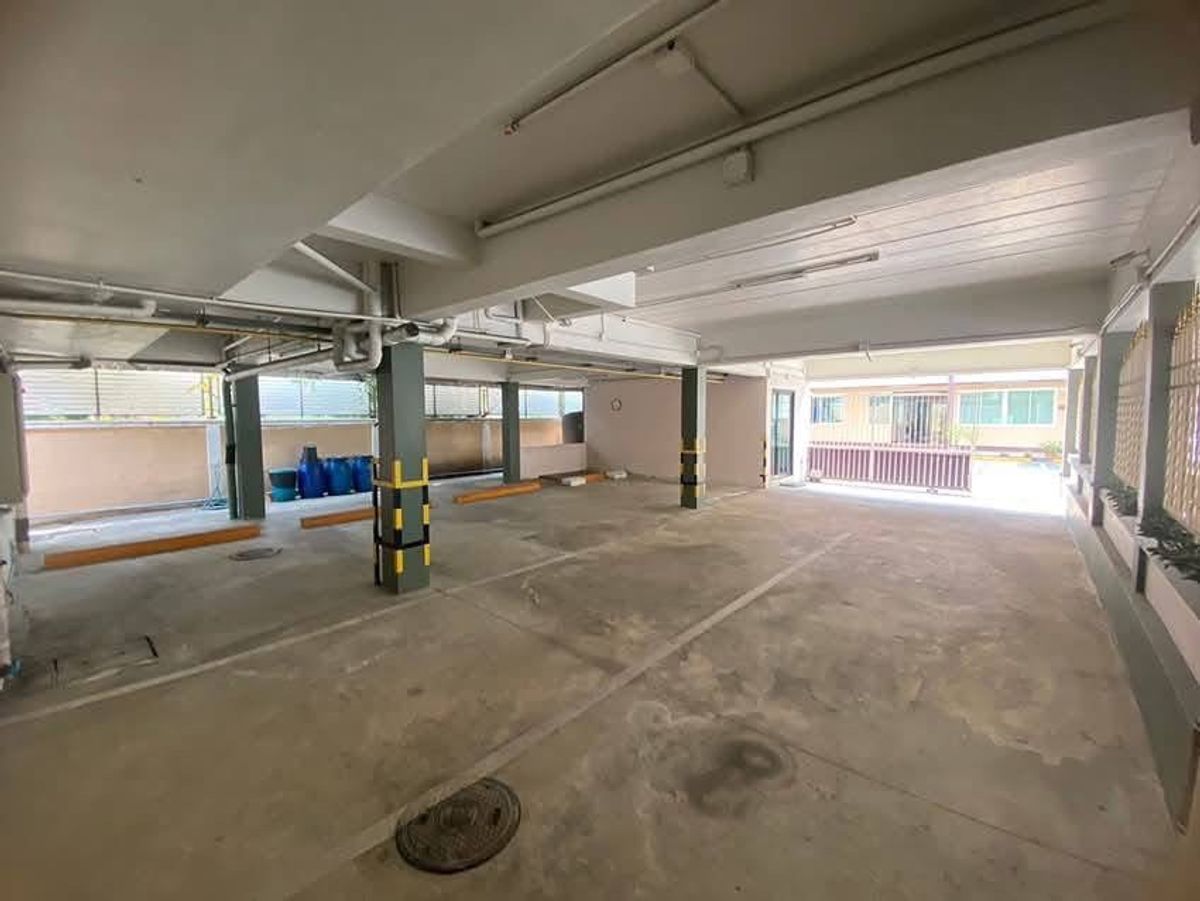 ♦ Rare Unit ♦ อาคารสำนักงาน 3 ชั้น พื้นที่ใช้สอย 728.00 ตร.ม. | 8 ห้องอเนกประสงค์ 6 ห้องน้ำ 7 ที่จอดรถ | ใกล้ สถานีรถไฟฟ้าสายสีแดง สถานีหลักสี่ - สถานีดอนเมือง – รูปที่ 3