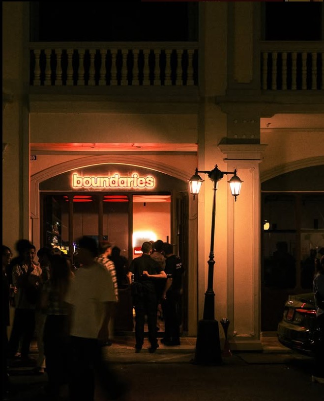 🔥เซ้งด่วน🔥 ร้าน Boundaries Silom @โครงการบ้านสีลม มีที่จอด 40-50 คัน ของตกเเต่งภายในร้านครบ + ใบอนุญาตขายแอลกอฮอลล์ *สัญญาสิ้นสุด 16 มกราคม 2571 🔥เซ้งด่วน🔥 ร้าน Boundaries Silom @โครงการบ้านสีลม มีที่จอด 40-50 คัน ของตกเเต่งภายในร้านครบ + ใบอนุญาตขายแอลกอฮอลล์ *สัญญาสิ้นสุด 16 มกราคม 2571