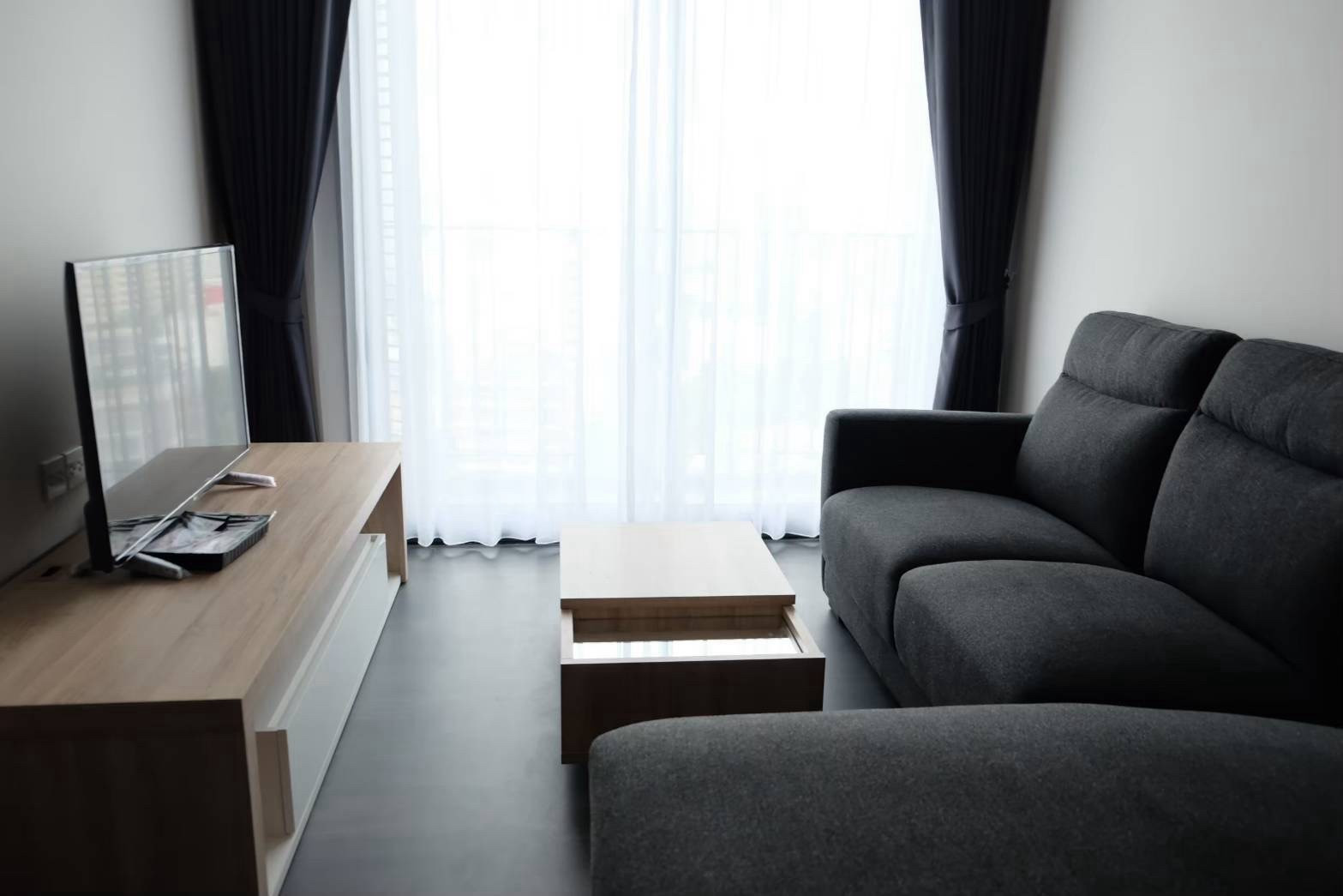 Edge Sukhumvit 23 (Edge Sukhumvit 23) For Rent (1Bed1bath 30SQM) Edge Sukhumvit 23 (Edge Sukhumvit 23) For Rent (1Bed1bath 30SQM)