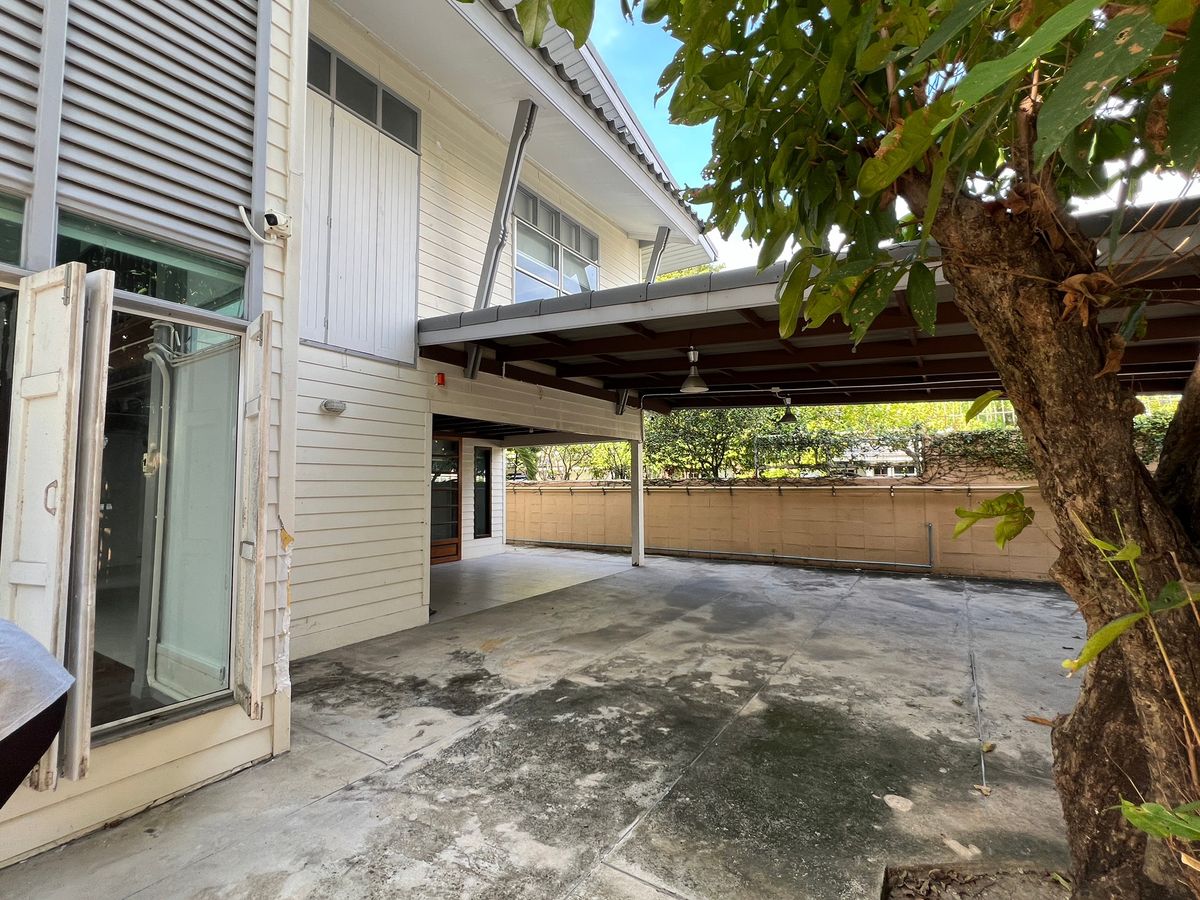 ► Prime Location ◄ บ้านเดี่ยว 2 ชั้น | ขนาดที่ดิน 80.00 ตร.ว. พื้นที่ใช้สอย 300.00 ตร.ม | 2 ห้องนอน 4 ห้องน้ำ 4 ที่จอดรถ | ใกล้ BTS Ari ► Prime Location ◄ บ้านเดี่ยว 2 ชั้น | ขนาดที่ดิน 80.00 ตร.ว. พื้นที่ใช้สอย 300.00 ตร.ม | 2 ห้องนอน 4 ห้องน้ำ 4 ที่จอดรถ | ใกล้ BTS Ari