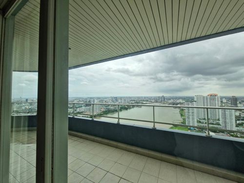 283sqm Spacious Riverview 4 bedrooms condo for rent at Watermark