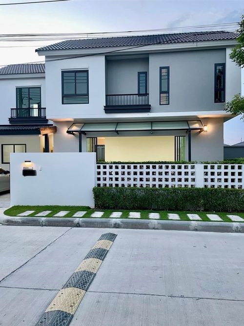 ★ Perfect for Family ★ 2 -storey detached house | Land size 57.60 sq.w. Usable area 183.00 sq.m. | 4 bedrooms, 3 bathrooms, 2 parking spaces | Near Mega Bangna 4 minutes  