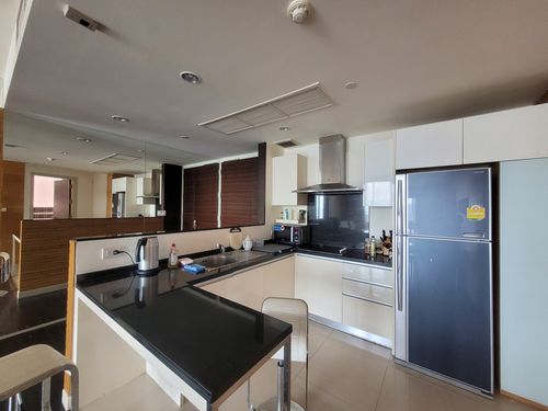 105sqm Riverside, Spacious 2 bedrooms for rent at Watermark