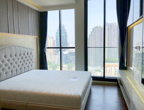 ♤ Best Price ♤ ชั้น 20+ พื้นที่ใช้สอย 78.00 ตร.ม. | 2 ห้องนอน 2 ห้องน้ำ | คอนโดมีSkywalk เชื่อมเข้า BTS เพลินจิตและเซ็นทรัล เอ็มแบสซี่
