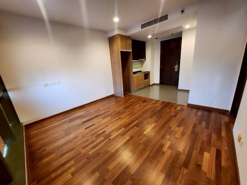 📢👇 A good opportunity for investment or living in this brand-new corner unit located in Bangkok’s trendiest fashion area.