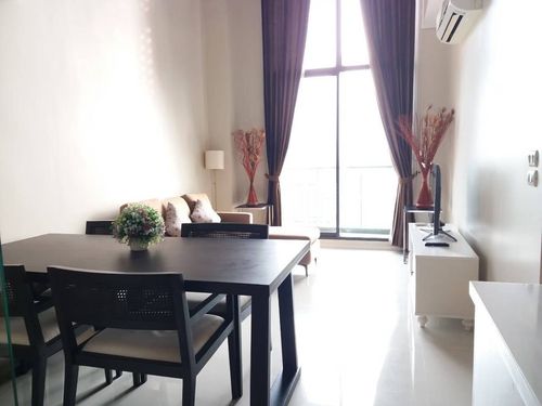Villa Asoke / ชั้นสูงวิวโล่ง ราคาดีที่สุดในตึก ใกล้ MRT เพชรบุรี / 2 นอน 112 ตร.ม. โทร 0937890899