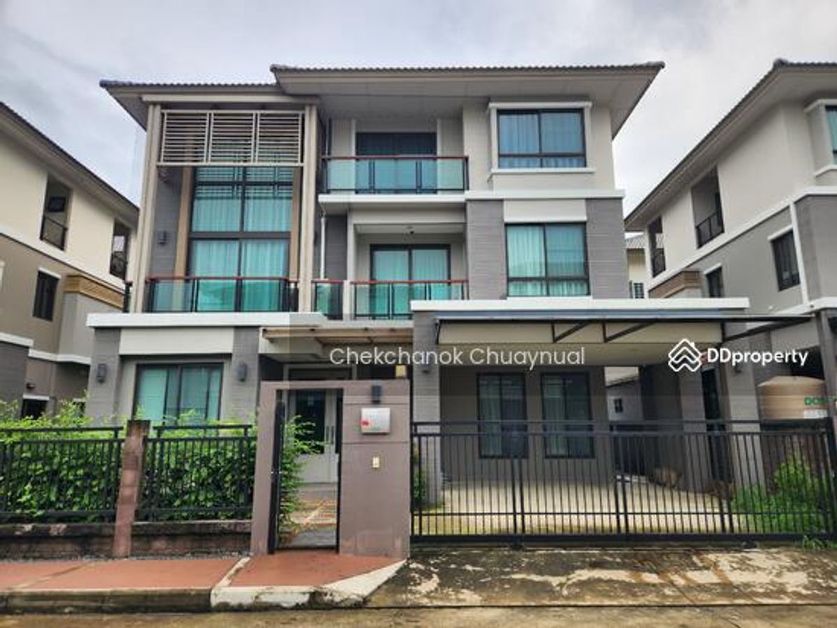 3 -storey detached house for sale, Phatsorn Songprapha University, Don Mueang, 270 sqm. 4 bedrooms, 5 water 14.7 minus. 3 -storey detached house for sale, Phatsorn Songprapha University, Don Mueang, 270 sqm. 4 bedrooms, 5 water 14.7 minus.
