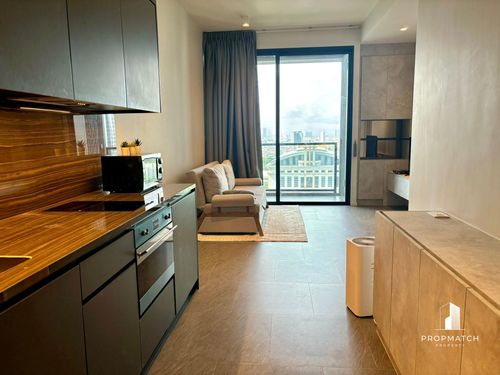 ✨Flash Deal ✨The Loft Silom(1Bed1Bath45.9SQM.) พร้อมอยู่ ! เพียง 9,700,000 บาท Tel.0981315848 @propmatch