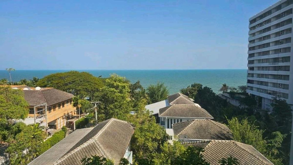 Palm Palm Palm Condo for sale in Hua Hin Lake