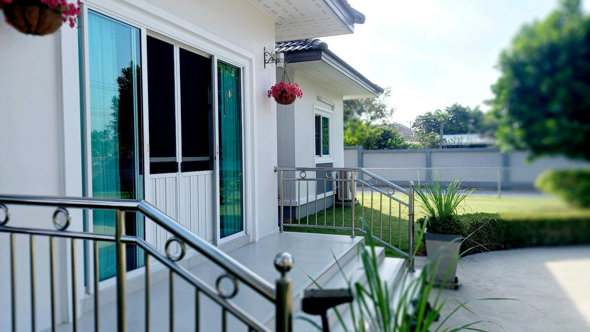 บ้านเดี่ยว 2 หลัง บนที่ดิน 1ไร่ สไตล์รีสอร์ท ตกแต่งพร้อมอยู่  – รูปที่ 2