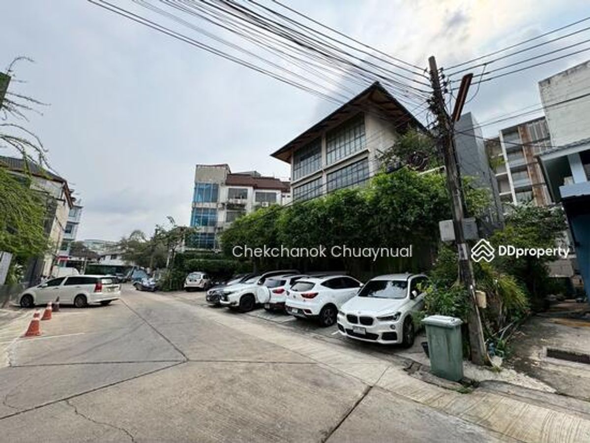 ขาย Office 4 ชั้น ซอย ทาวน์อินทาวน์5 ที่ดิน131ตรวา. จอดรถ 10-15คัน ลดพิเศษ!! จาก49ล้านบาท เหลือเพียง 45ล้านบาท !! – รูปที่ 3