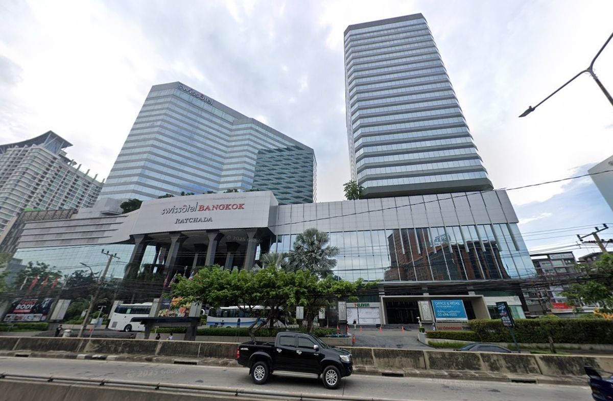 Jubilee Prestige Ratchadaphisek Tower, office for rent on Ratchadaphisek Road, Bangkok, Thailand, near MRT Huai Khwang Station, only 250 m. Jubilee Prestige Ratchadaphisek Tower, office for rent on Ratchadaphisek Road, Bangkok, Thailand, near MRT Huai Khwang Station, only 250 m.