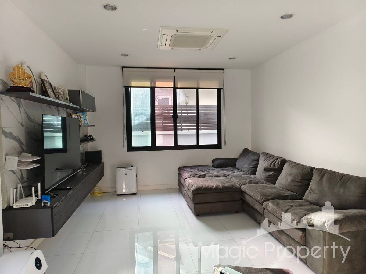 ขาย บ้านเดี่ยว 3 ชั้น 4 ห้องนอน พร้อมสระว่ายน้ำส่วนตัว ในโครงการ แกรนด์ คาแนล ประชาชื่น ตำบลบางตลาด อำเภอปากเกร็ด จังหวัดนนทบุรี – รูปที่ 4
