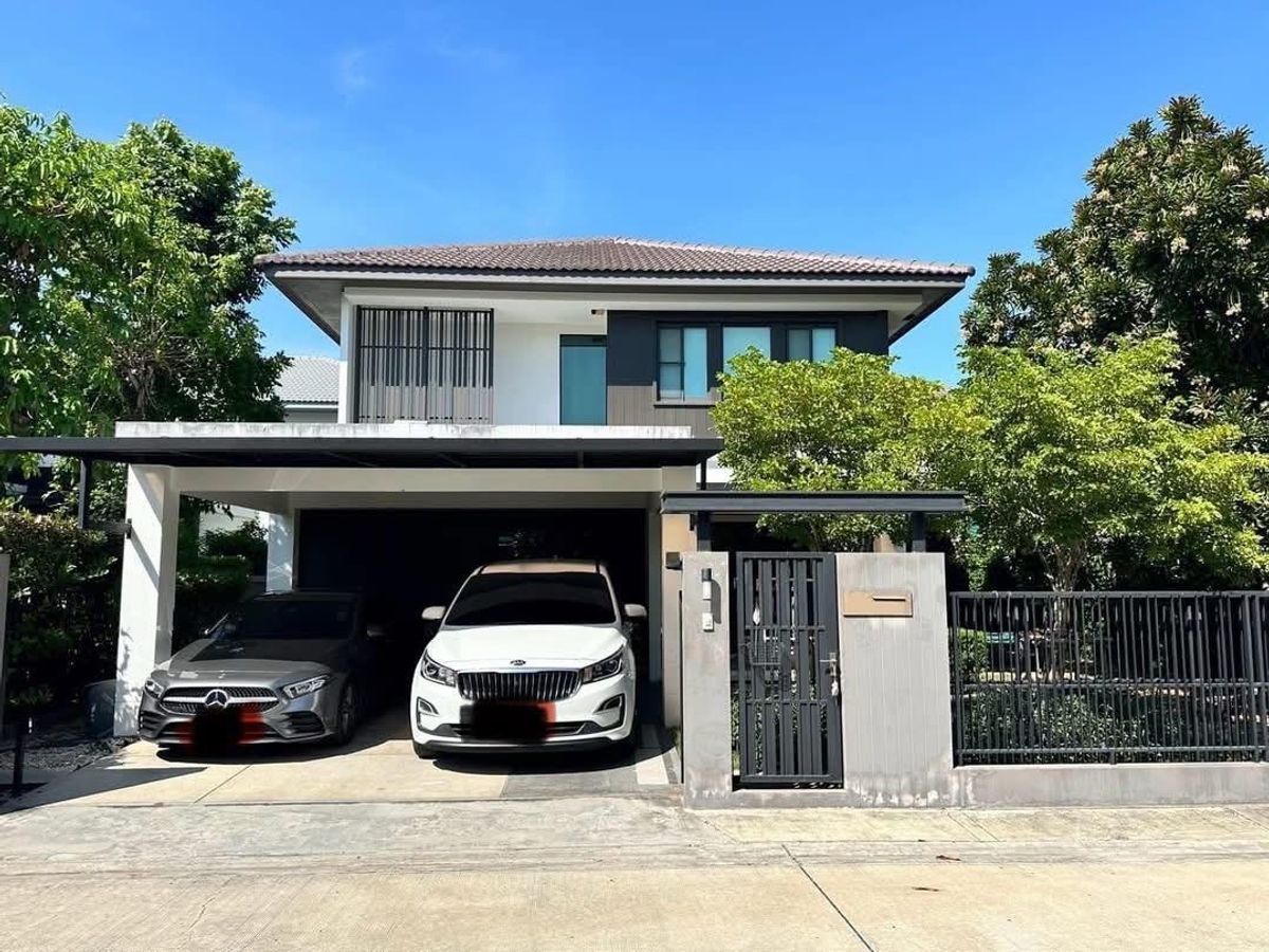 ♧ Nice Decorate ♧ 2 -storey detached house, 3 bedrooms | Land size 70.00 sq.w. Usable area 172 sq.m. | Near Mega Bangna 2.0 km, Concore International School 1.3 km.