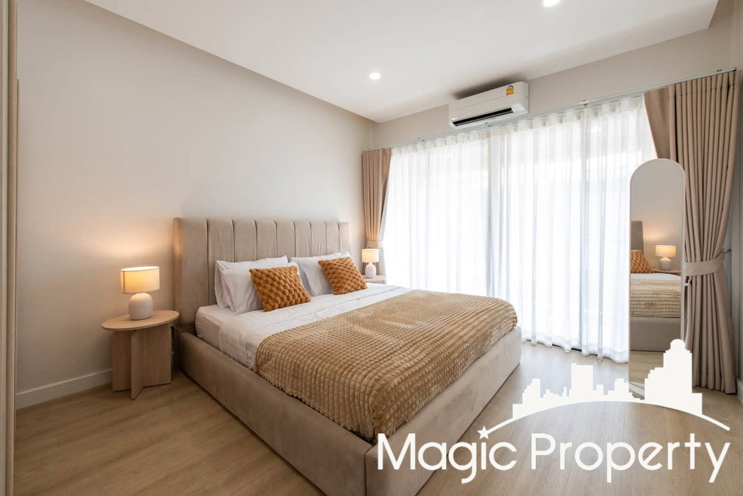4 Bedroom Townhouse For Rent in Pridi Banomyong 41, Watthana, Bangkok – รูปที่ 2