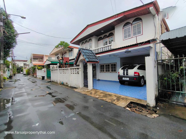 Rent a detached house 2 floors, area 50 sq.w., living area 180 sqm. 4 bedrooms, 4 bathrooms, Ferrer, Nawamin Road 42, Rent 90,000 baht/D