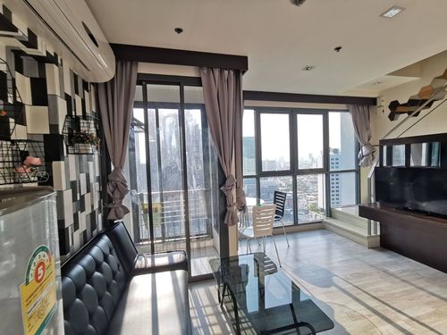 ✨ Duplex Condo IDEO Mobi Rama 9 with Tenant, Stable Income, Ready to Transfer — Perfect Investment, Prime Location Near MRT Rama 9, Easy Access