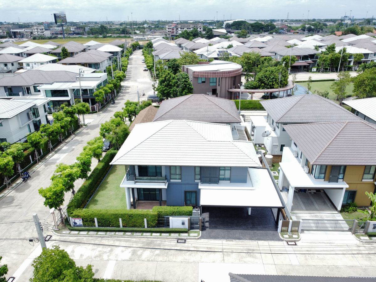 Bureau of Bura Siri Ratchapruek - 345 Size 91 sq.w., behind the corner, close to Clubhouse, the largest house in the beautiful house project, ready to move in (Burasiri Ratchaphruek - 345) Bureau of Bura Siri Ratchapruek - 345 Size 91 sq.w., behind the corner, close to Clubhouse, the largest house in the beautiful house project, ready to move in (Burasiri Ratchaphruek - 345)