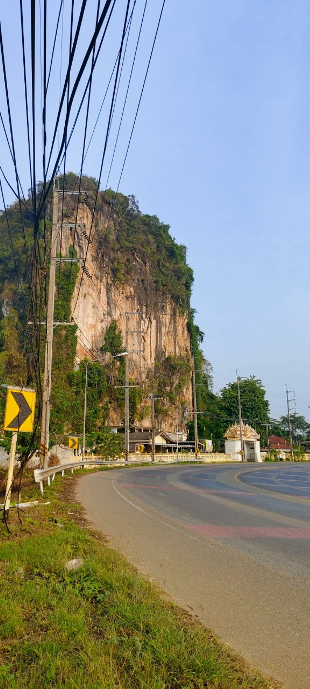 Land for sale at Khao 5-0-81 Rai View, Mueang Krabi District, Krabi Province. Good location near the main road. Convenient to travel. #R1C27664 – รูปที่ 3