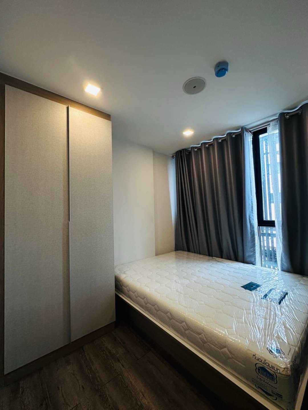Brown condo Huaikhuang for rent near MRT huaikhwang 1 bedroom  – รูปที่ 4