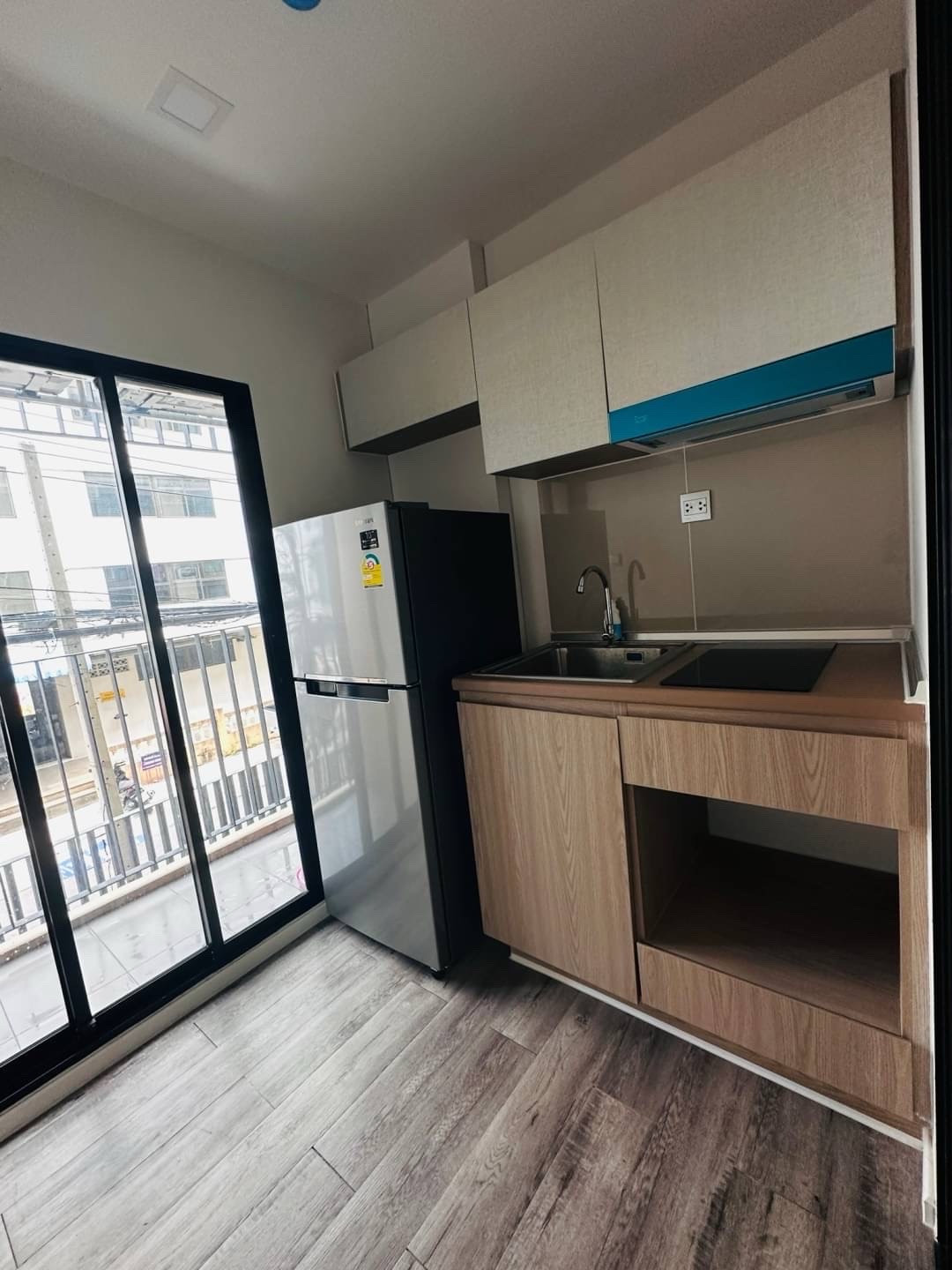 Brown condo Huaikhuang for rent near MRT huaikhwang 1 bedroom  – รูปที่ 3