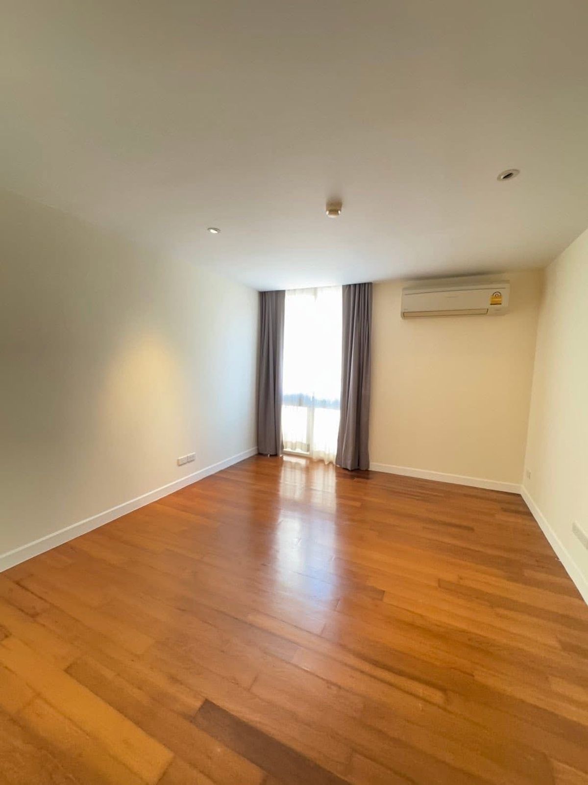  ♠ Penthouse Prime Location ♠ ชั้น 00++ ขนาด 165.00 ตร.ม. | 3 ห้องนอน 3 ห้องน้ำ | วิวเมือง | ใกล้ BTS ทองหล่อ – รูปที่ 3