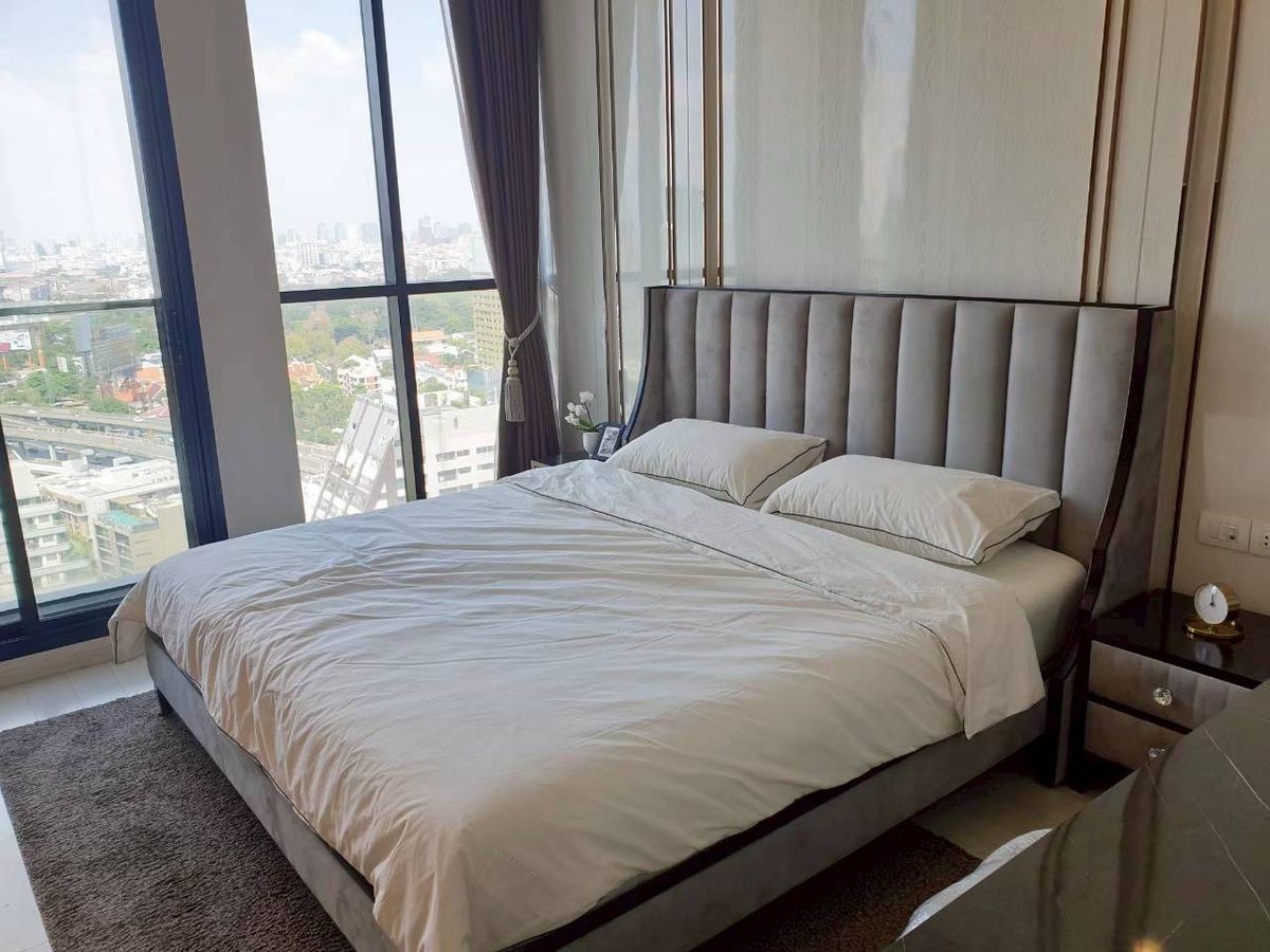 ♔ Rare Unit ♔ ชั้น 20+ พื้นที่ใช้สอย 55.72 ตร.ม. | 1 ห้องนอน 1 ห้องน้ำ | คอนโดมีSkywalk เชื่อมเข้า BTS เพลินจิตและ Central Embassy ♔ Rare Unit ♔ ชั้น 20+ พื้นที่ใช้สอย 55.72 ตร.ม. | 1 ห้องนอน 1 ห้องน้ำ | คอนโดมีSkywalk เชื่อมเข้า BTS เพลินจิตและ Central Embassy